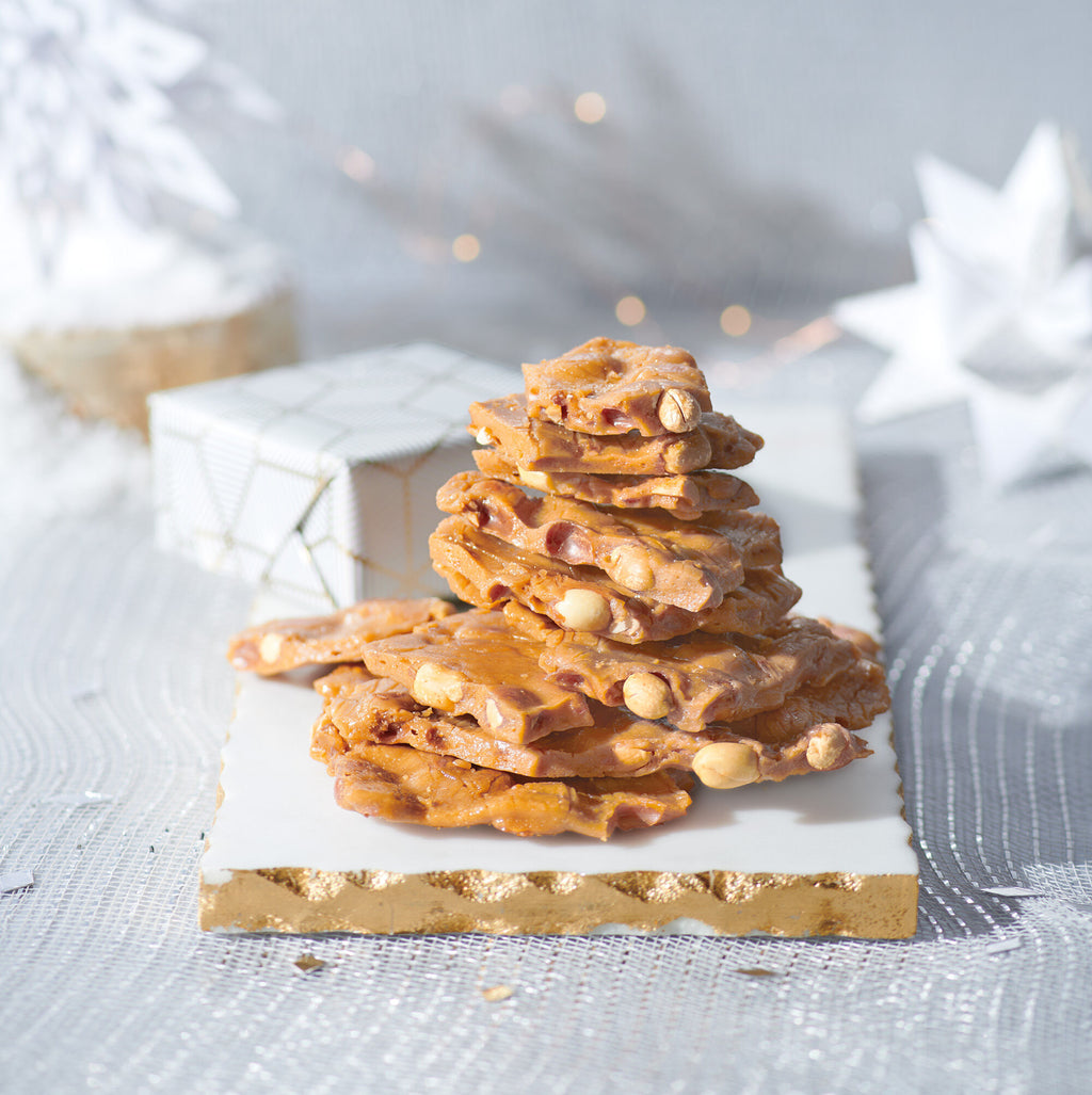 Christmas Peanut Brittle